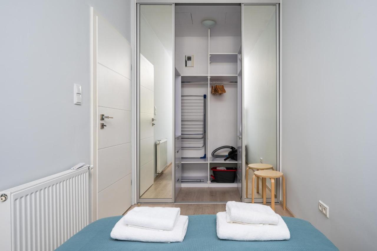Pokorna Cosy Apartment วอร์ซอ ภายนอก รูปภาพ