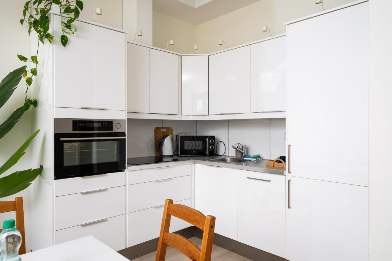 Pokorna Cosy Apartment วอร์ซอ ภายนอก รูปภาพ