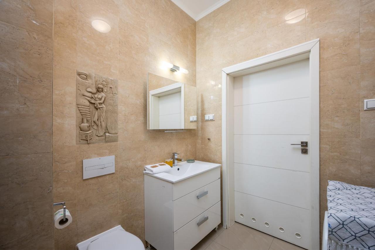 Pokorna Cosy Apartment วอร์ซอ ภายนอก รูปภาพ