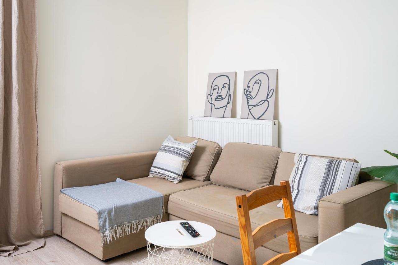 Pokorna Cosy Apartment วอร์ซอ ภายนอก รูปภาพ